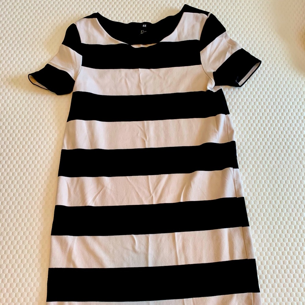 H&M black and white striped dress